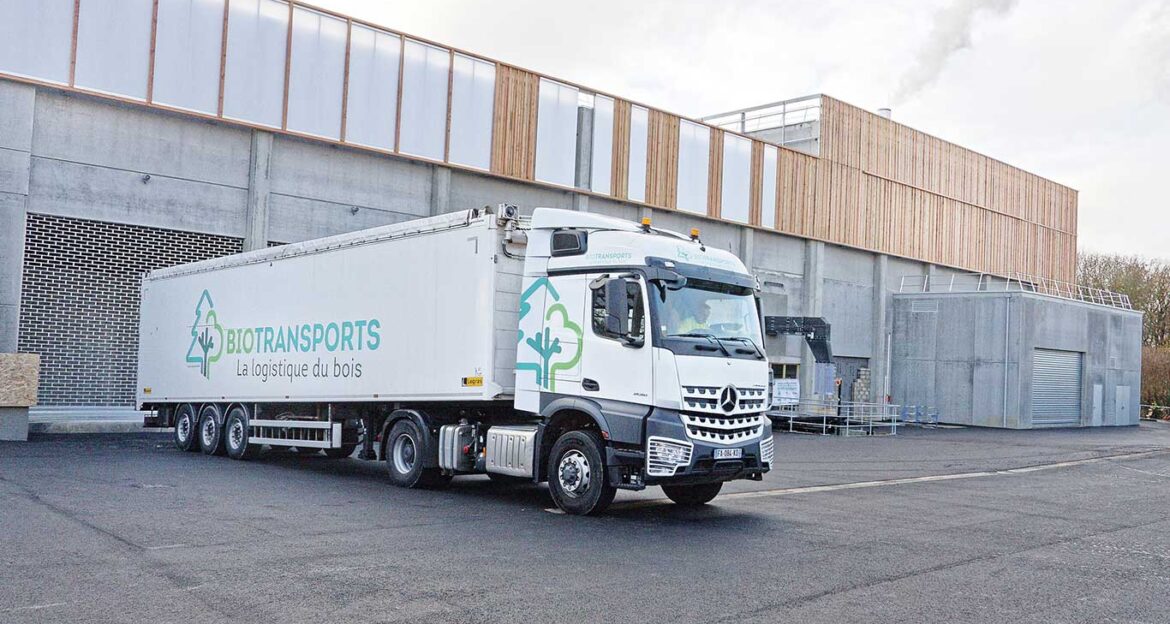 First truck with biomasse arrives at the biomasse plant in Rouen, France